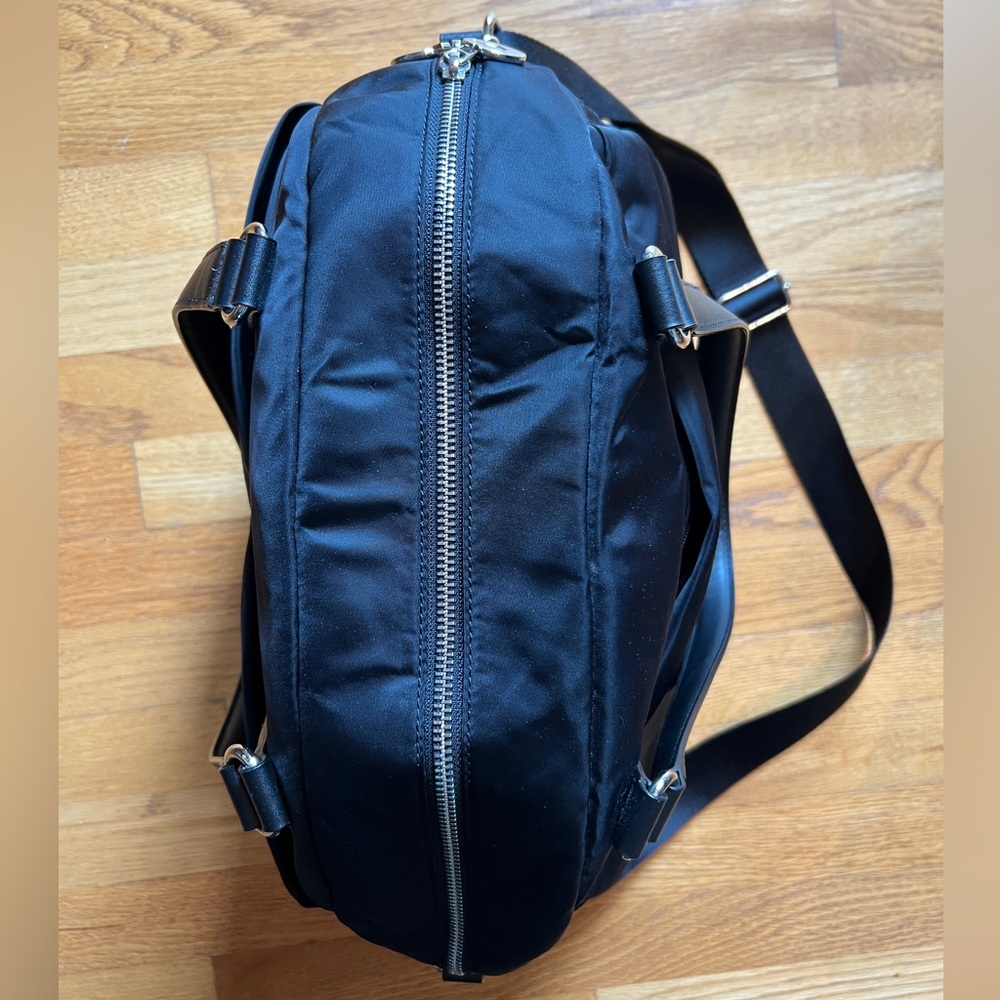 Lo & Sons OMG small bag, nylon, black / silver / lavender. Like new condition! - Picture 3 of 9